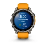 fenix-8-47-mm-amoled-sapphire-tytanowy-z-pomaranczowo-grafitowym-paskiem (12).webp