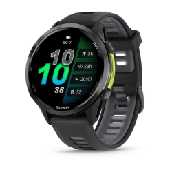 Garmin Forerunner® 970 Tytanowy w kolorze Carbon Grey (DLC) z kopertą w kolorze Black i półprzezroczystym paskiem w kolorze Black/Whitestone  010-02969-10
